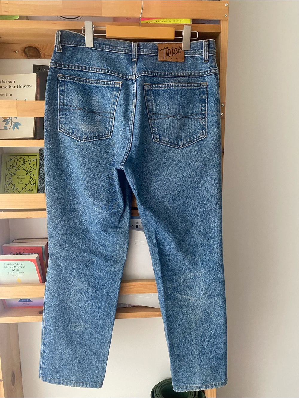 The Most Perfect Classic High-Rise Straight Leg 90’s Mom Jeans - size US 31 - Picture 3 of 9
